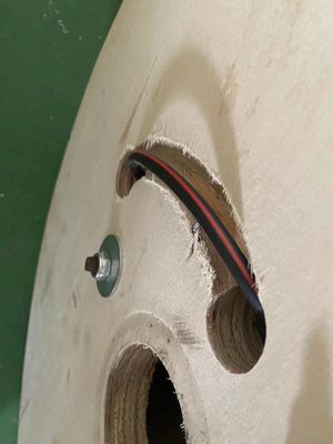 4 6 8 10 12 24 48 96 144 Core ADSS สายเคเบิลไฟเบอร์ออปติกทางอากาศ Dielectric กลางแจ้งสายเคเบิลไฟเบอร์ออปติก