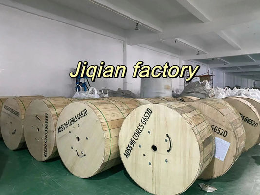 12 24 48 96 144 คอร์ดตรงฝัง GYXTW53 หมวกสองแบบ หมวกสองแบบ สายไฟเบอร์ออปติก