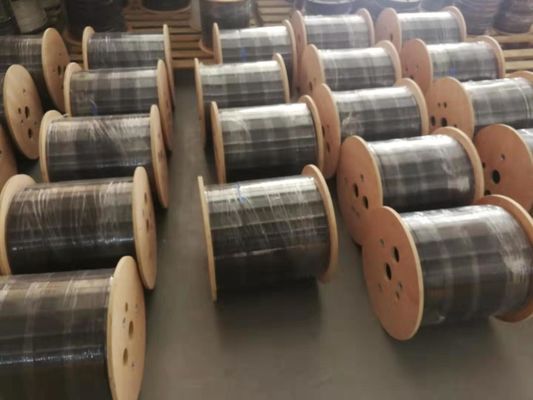 LSZH Jacket 2km / Drum FTTH Fiber Optic Drop Cable สีดำสีขาว