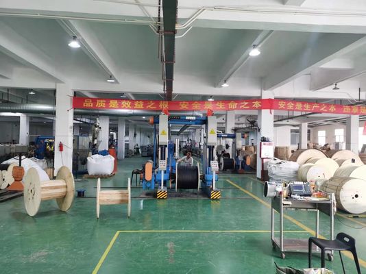 GYFTY63 สายเคเบิลใยแก้วนำแสงแบบป้องกันหนูโดยตรง 1310nm Wavelegnth